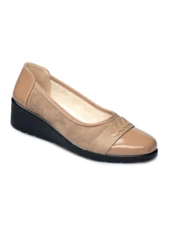 Damen BADER Ballerina in Lack und Veloursleder-Optik