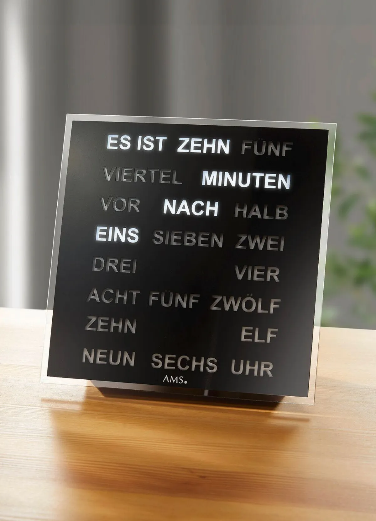 BADER Digitale Tischuhr ohne Zeiger