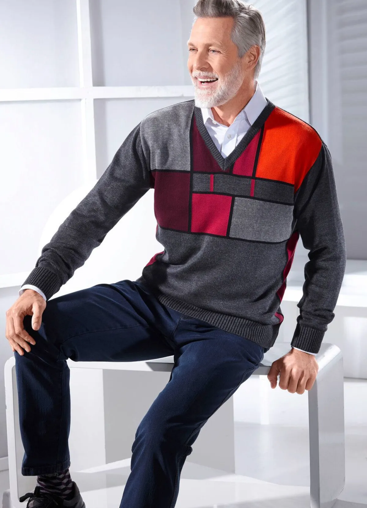 Herren BADER Interessanter V-Pullover mit Grafikmuster