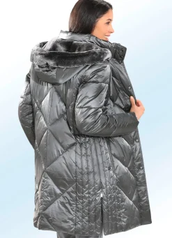 Damen BADER Kurzmantel mit figurfreundlicher Längssteppung