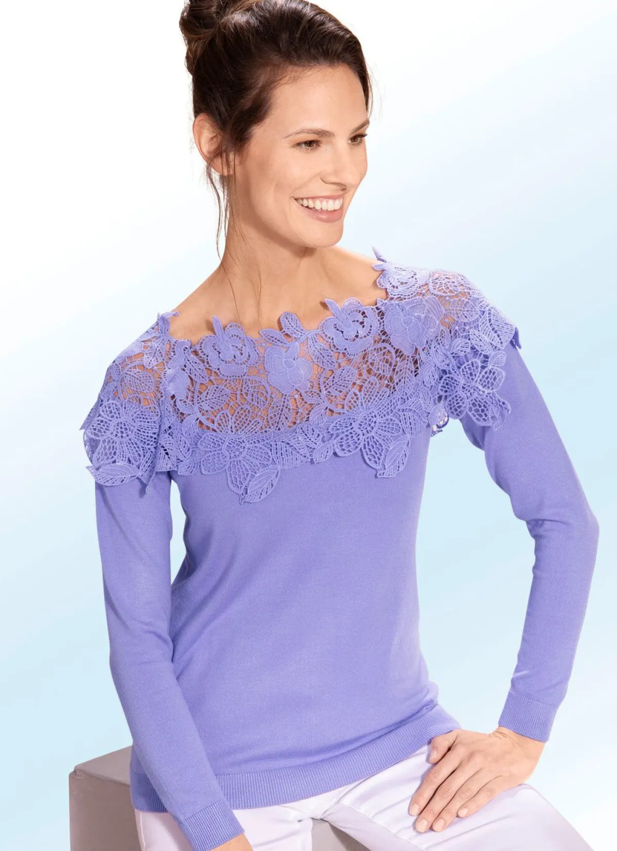 Damen BADER Pullover mit edlem Spitzenbesatz