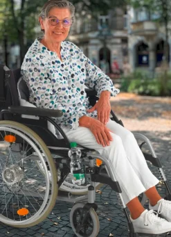 BADER Rollstuhl-/Rollator-Getränkehalter